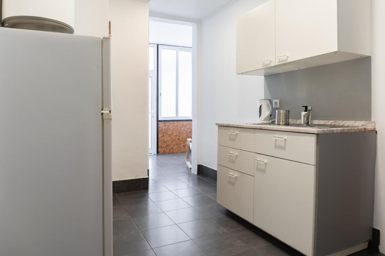 Entrecampos - Two Bedroom Apartment With Terrace Lisbona Esterno foto