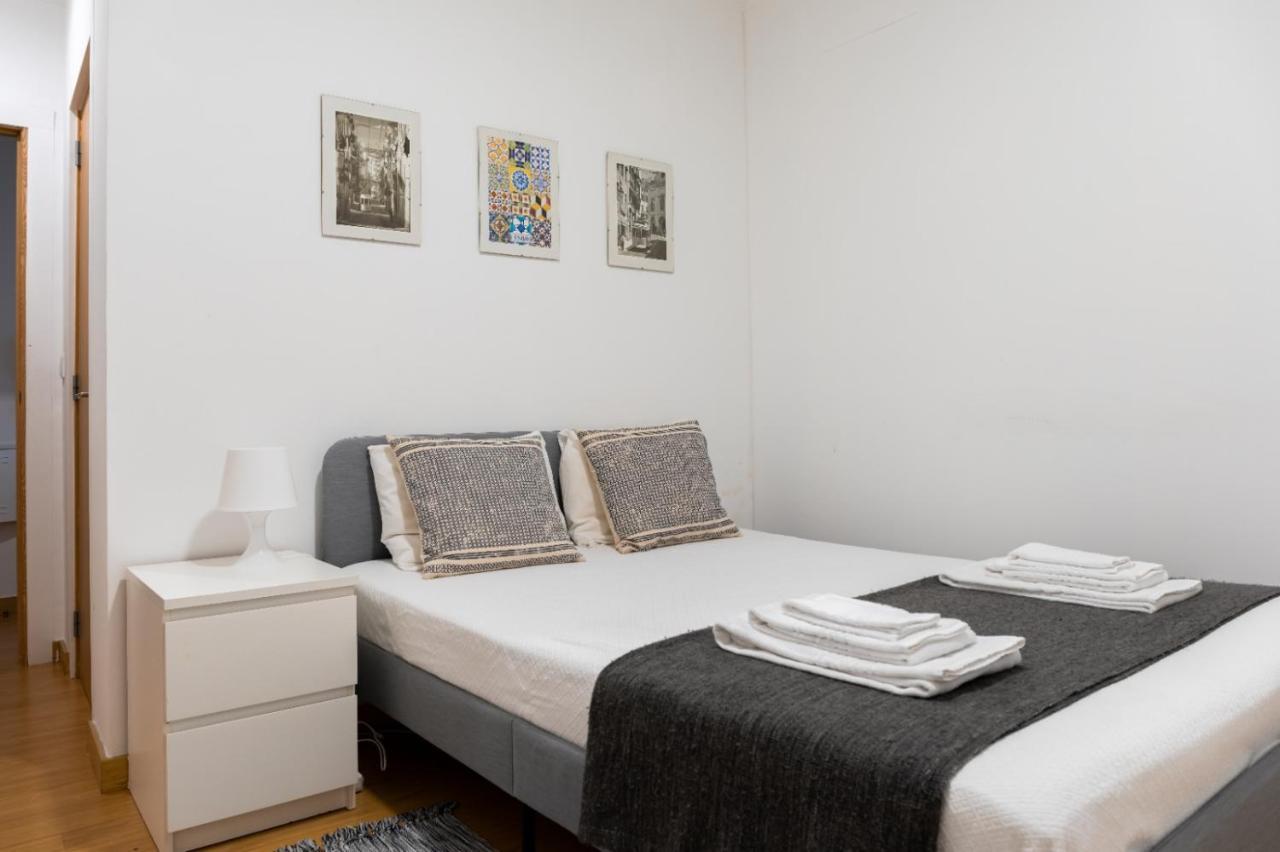 Entrecampos - Two Bedroom Apartment With Terrace Lisbona Esterno foto